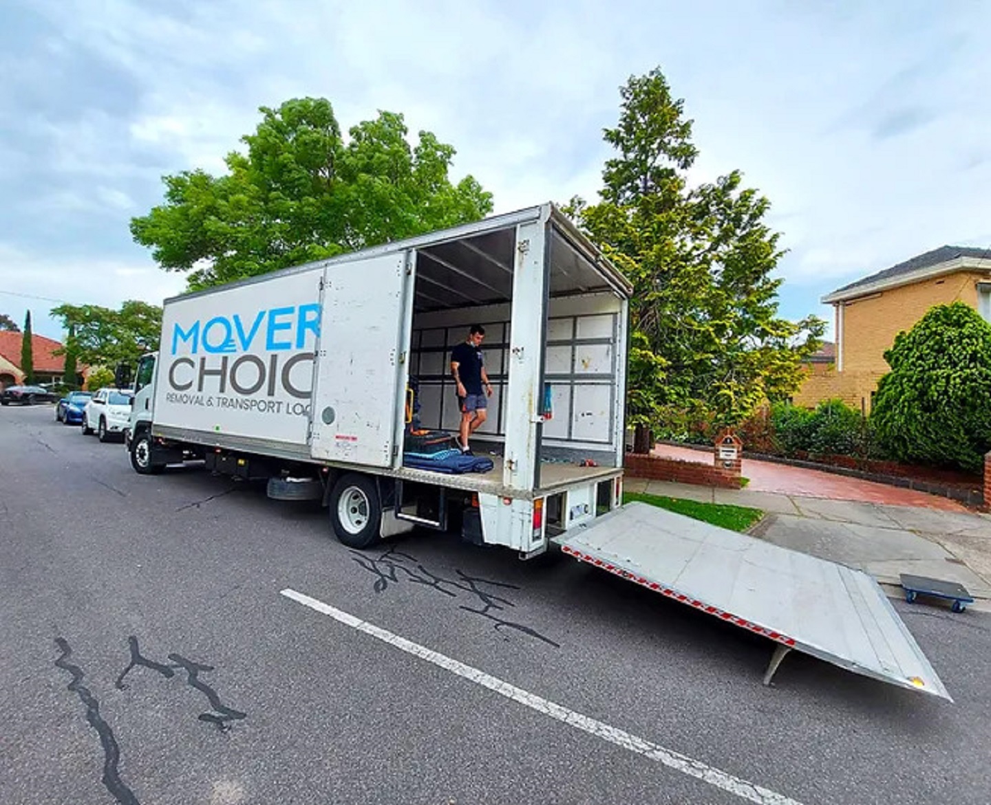 Why Is It Essential To Go With Eco Friendly Moving Boxes?